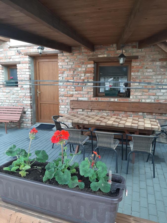 Apartment U Pavelku Mutenice Exterior photo